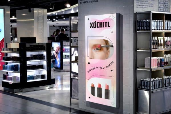 Application Image AP 640 Cosmetic Backlit Sign